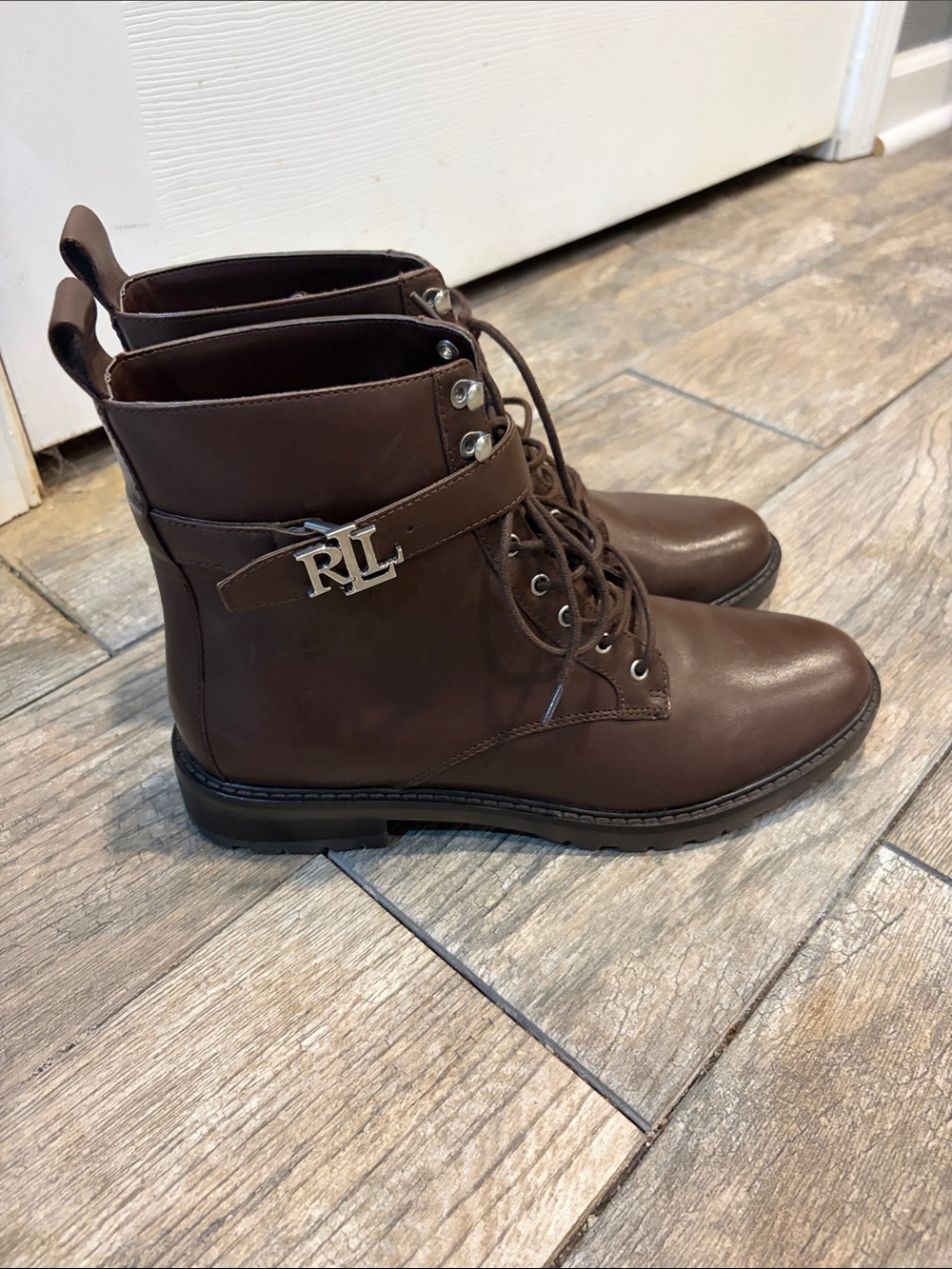 Lauren Ralph Lauren Dark Brown Leather RL-Emblem Lace-Up Combat Boots size 10